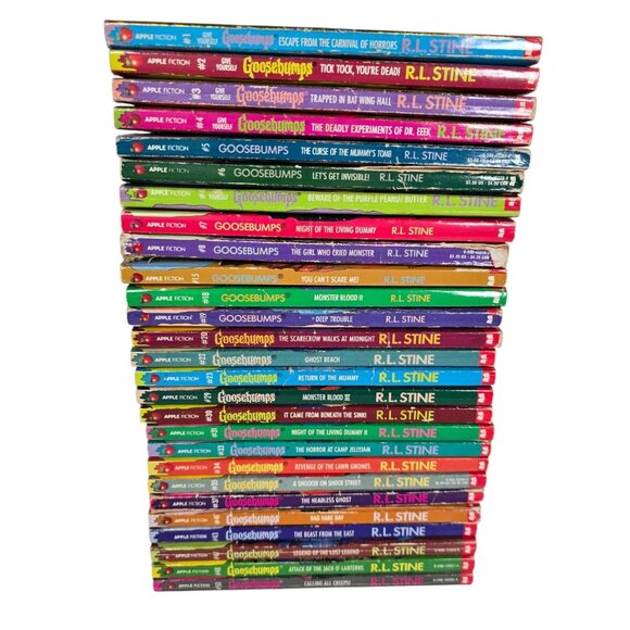 GOOSEBUMPS Book Lot RL Stine Paperback Spooky Scary Stories Goose Bumps Vintage - Picture 14 of 16